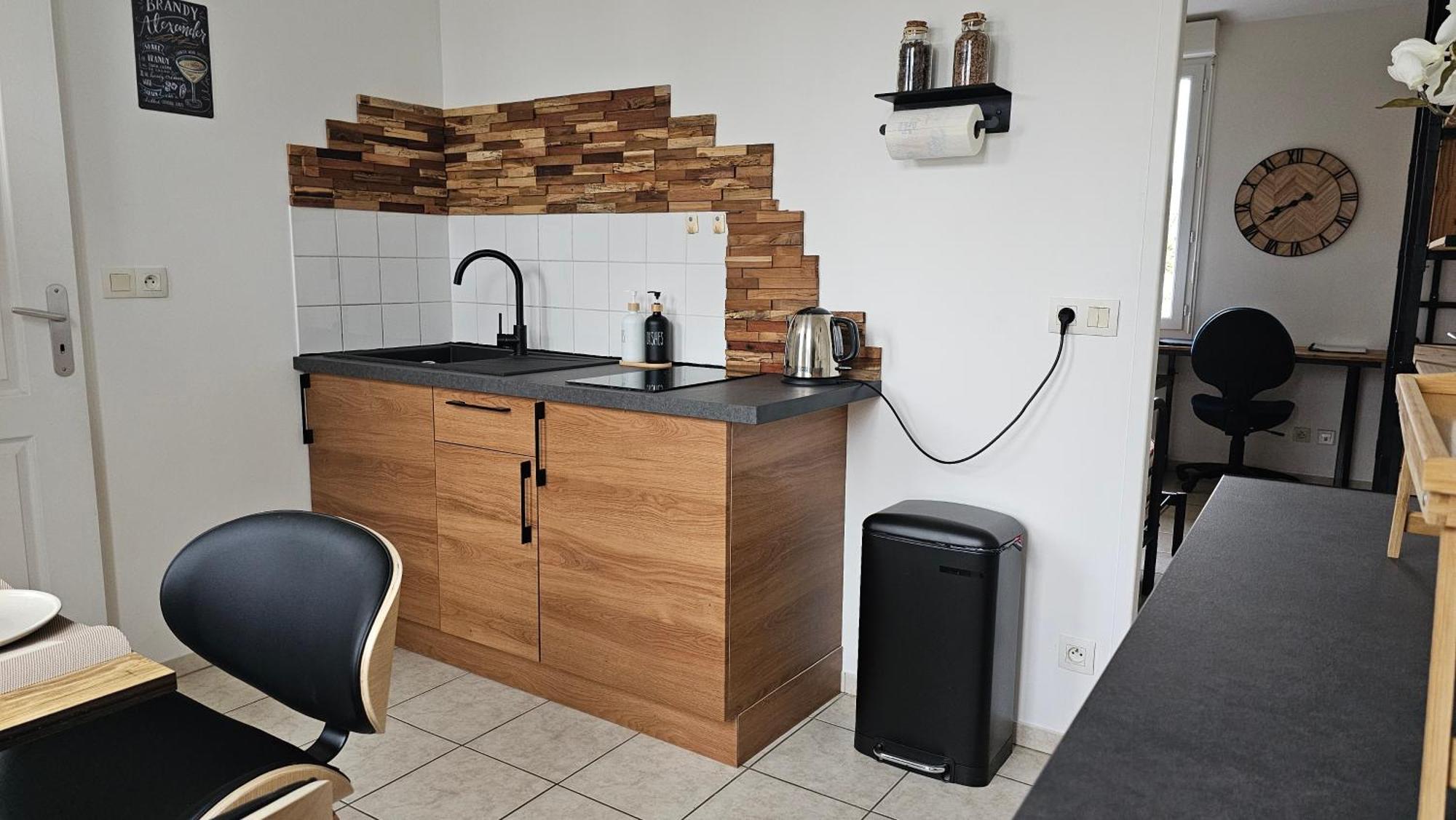 Bed To Rent - Maison Calme Avec Jacuzzi Sous Supplement Bordeaux Bagian luar foto
