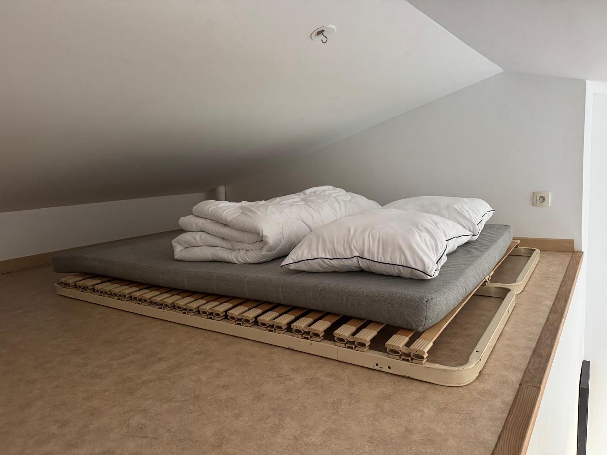 Bed To Rent - Maison Calme Avec Jacuzzi Sous Supplement Bordeaux Bagian luar foto